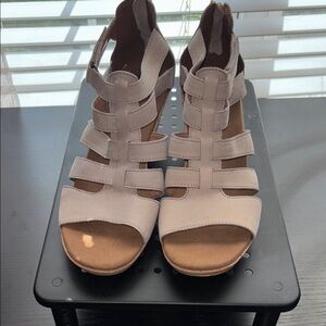 Rockport Women's Tan Wedge Sandals